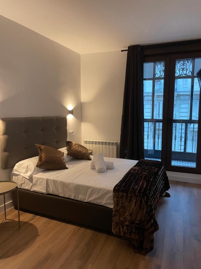 Hostal Arenal Мадрид Экстерьер фото