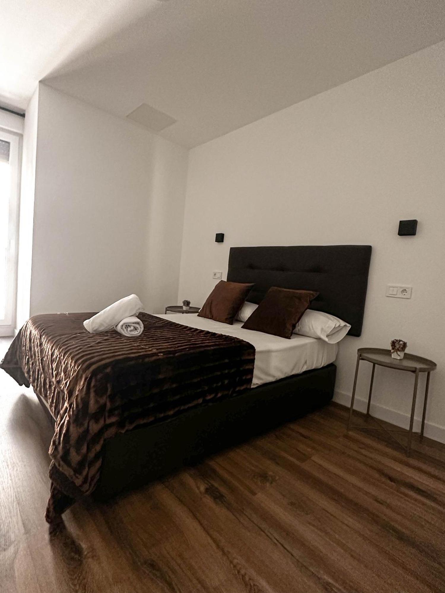 Hostal Arenal Мадрид Экстерьер фото